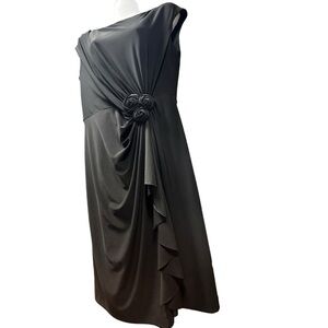 Jones Wear Flattering Every Event Worthy Little Black Dress  Size:10